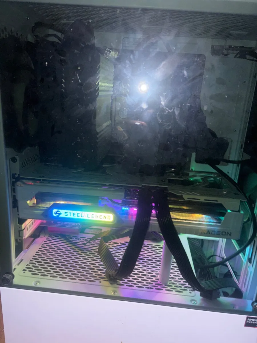 Gaming/Ai PC 9070Xt 32GB DDR5 9700X 2TB - Image 2