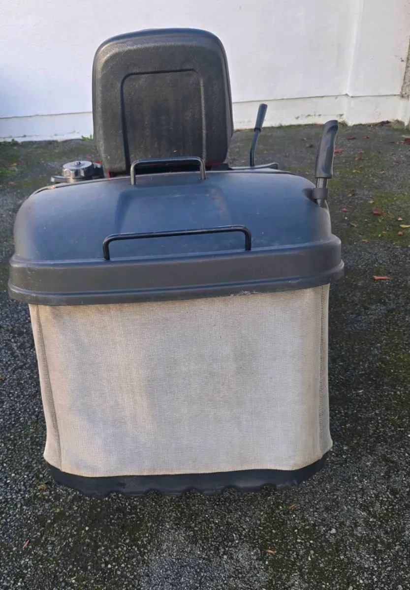 20hp Simplicity twin cut - Image 2