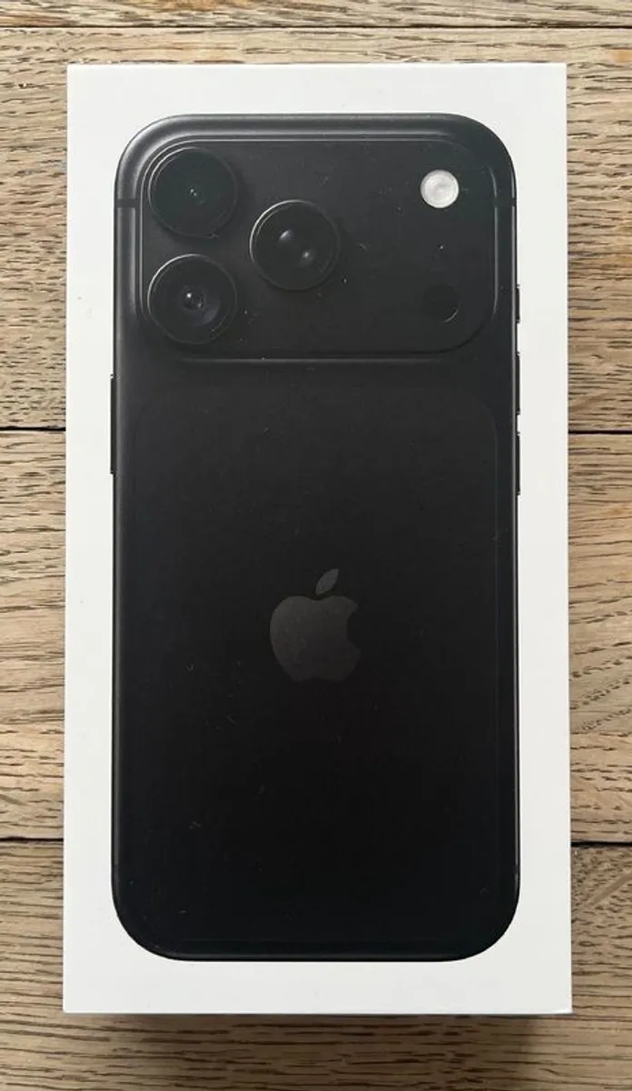 Apple iPhone 18 Pro - Image 1