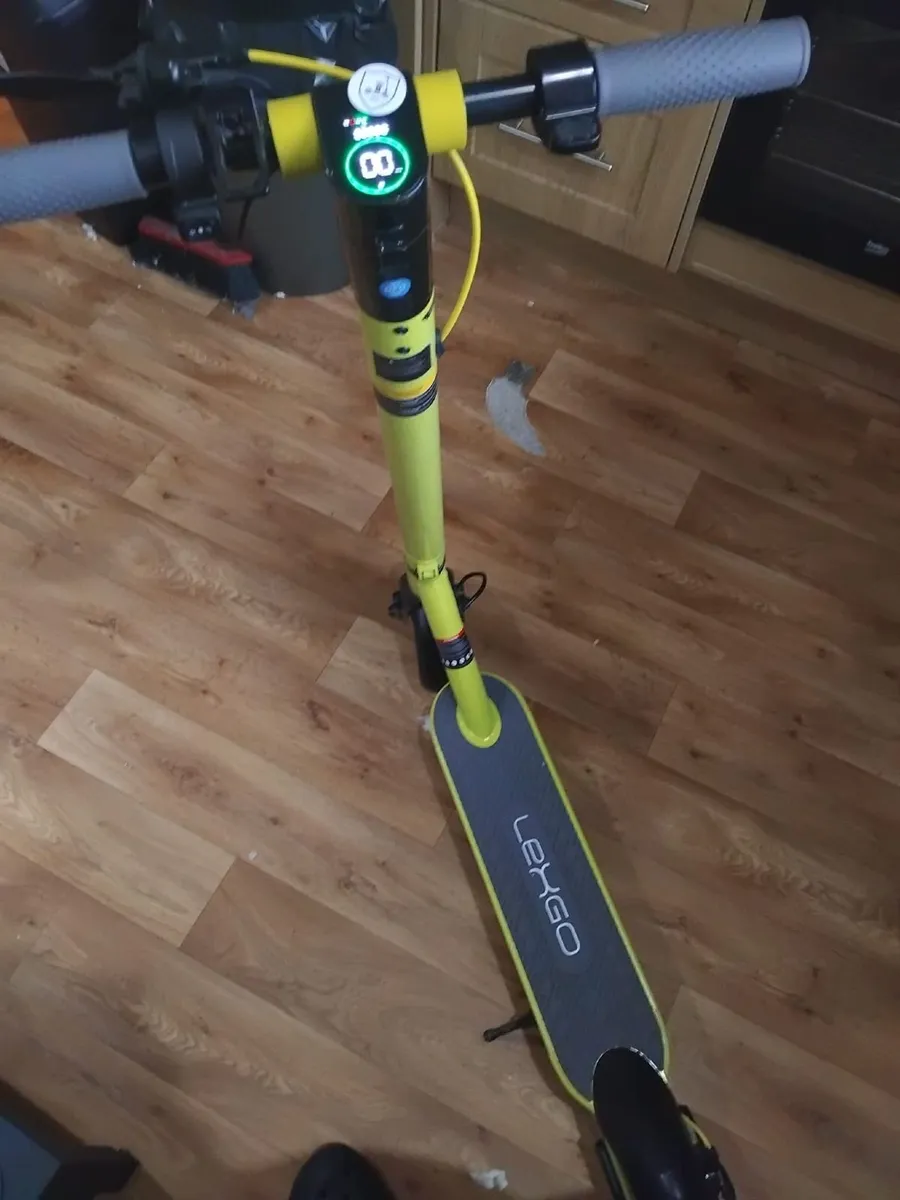 Electric Scooter - Image 2
