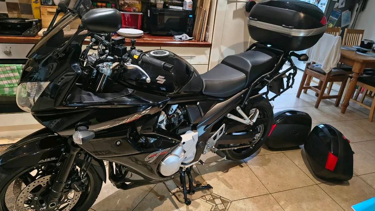 Suzuki Bandit 1250 GT - Image 1