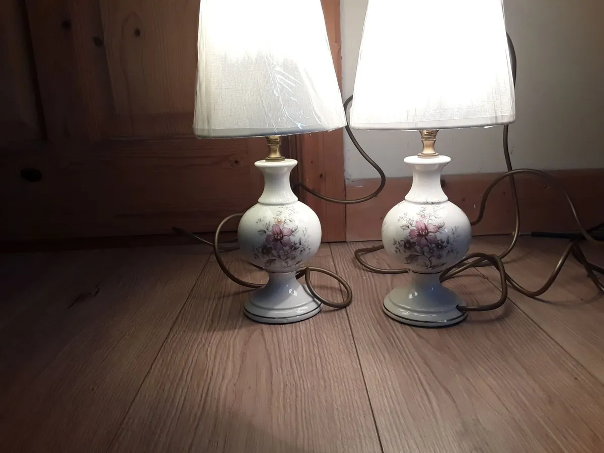 Two lovely vintage table lamps - Image 1
