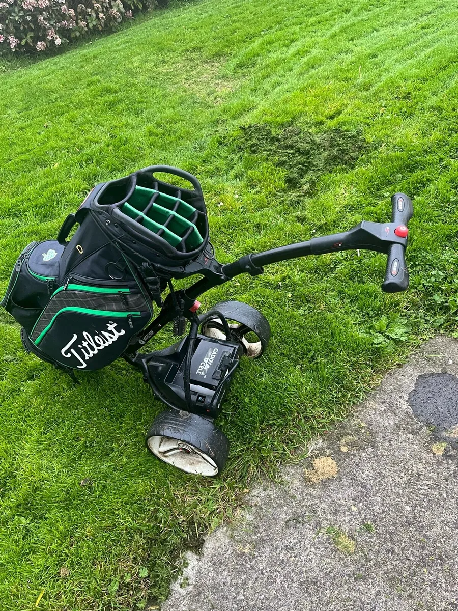 Golf bag and motocaddy - Image 1