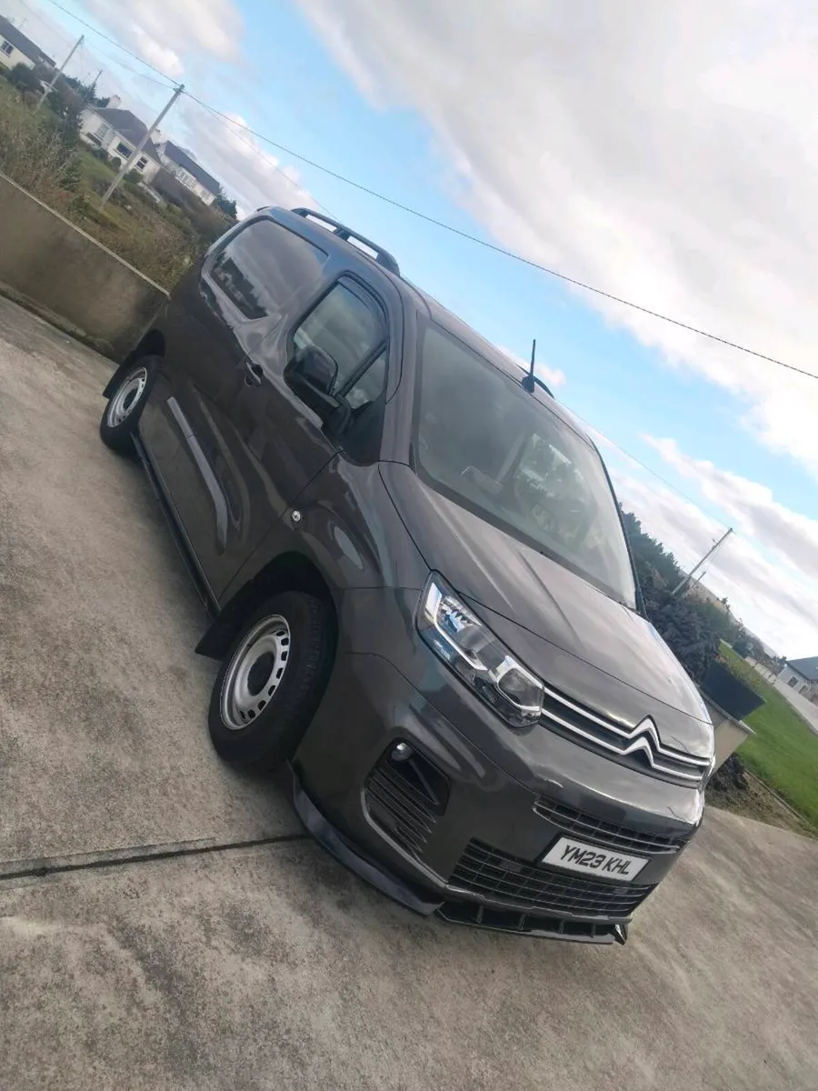 2023 BERLINGO - Image 2