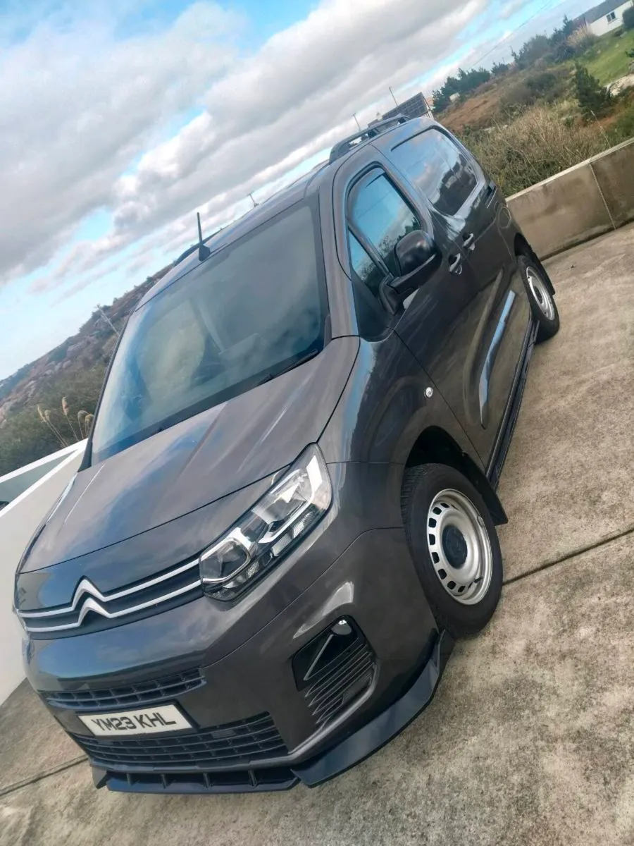 2023 BERLINGO - Image 3
