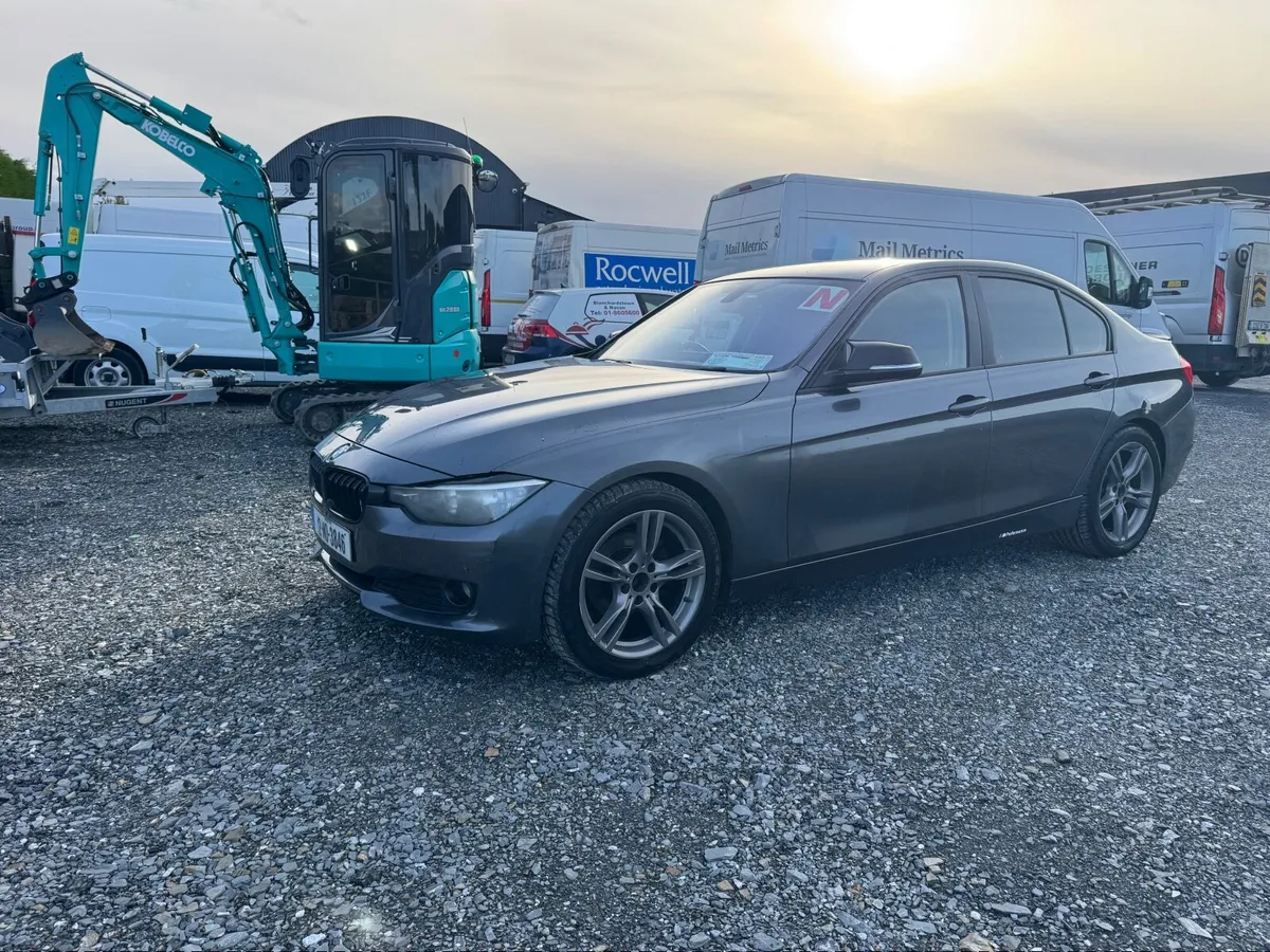 BMW 320d - Image 1