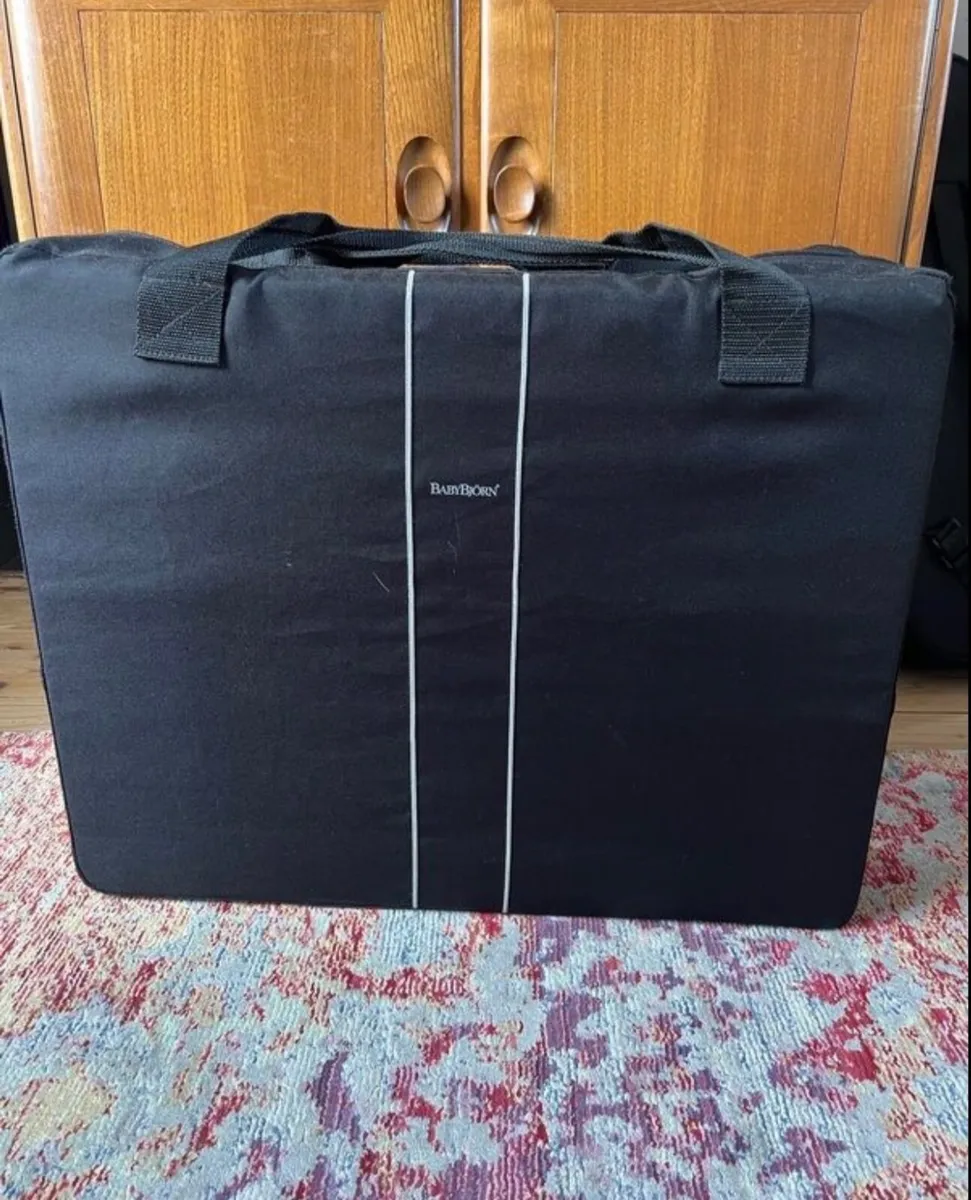 Baby Bjorn Travel Cot - Image 2