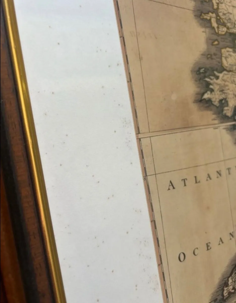 Framed old map of Ireland - Image 4