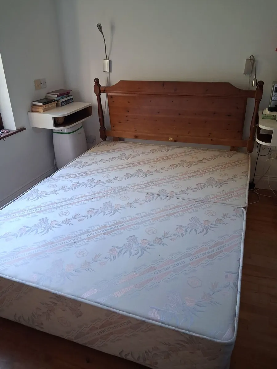 Bed base and headboard - Image 1