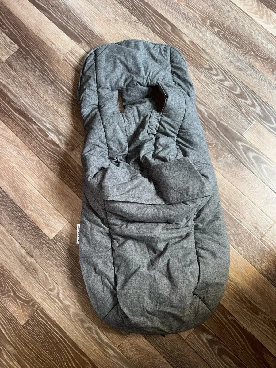 Two Bugaboo Footmuffs - Image 4