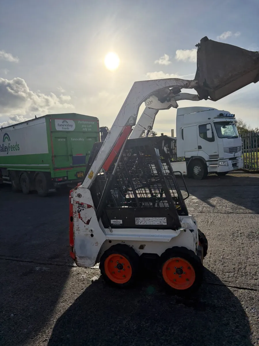 2023 bobcat S70 Door way skid steer Low hrs - Image 4