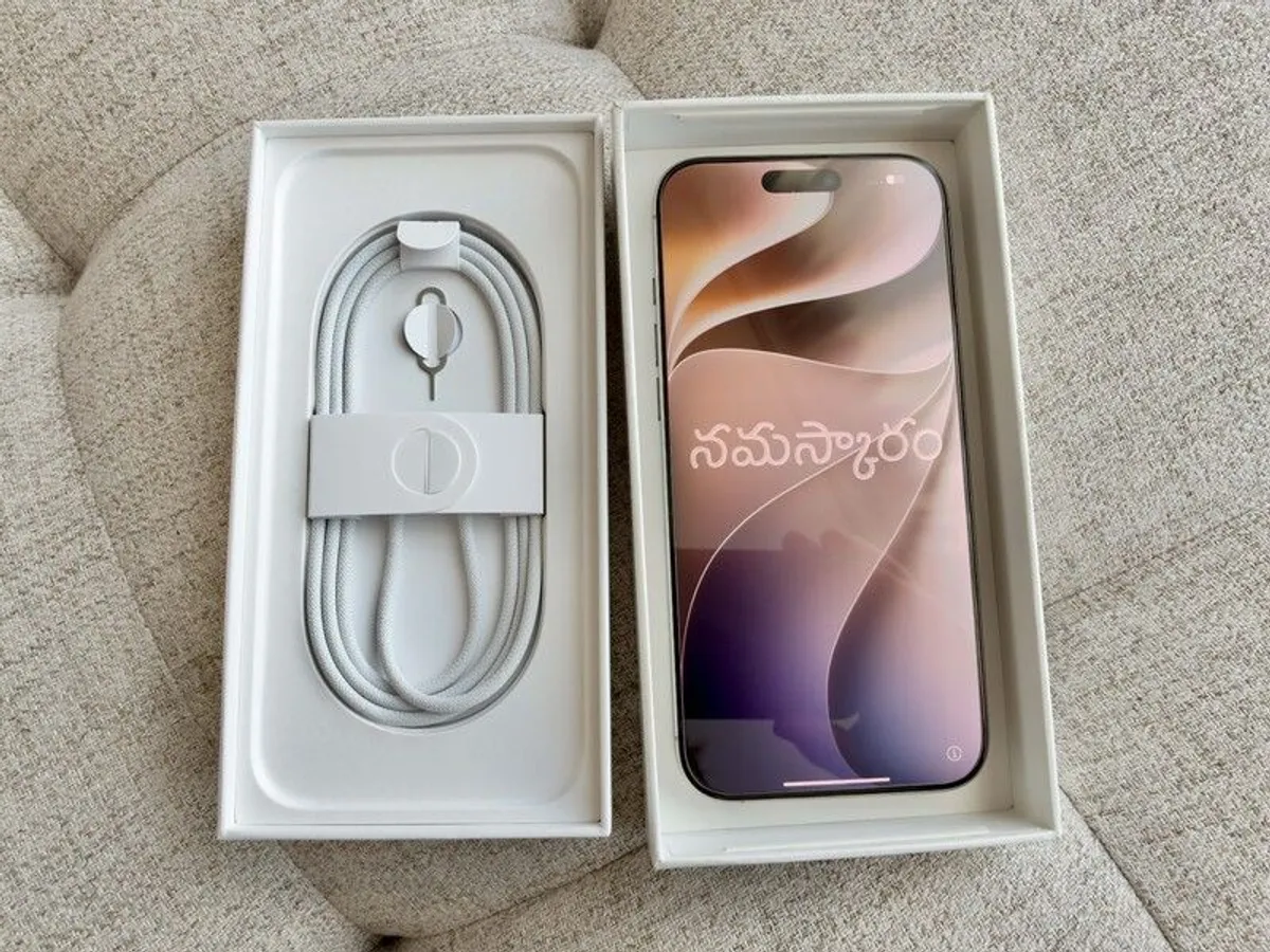 Apple iPhone 16 Pro Max [256GB] Natural Titanium - Pristine, Boxed, 92% Battery - Image 2