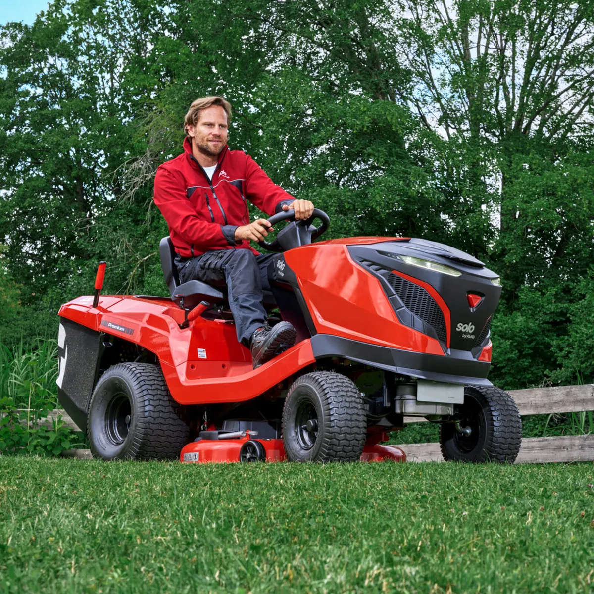 SOLO BY ALKO T22 TRACTOR MOWER