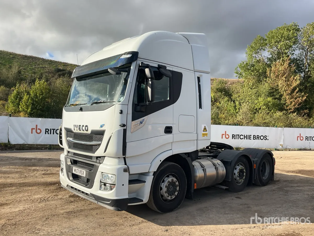 Iveco Stralis 460 LNG 6x2 Sleeper Truck Tractor - Image 1