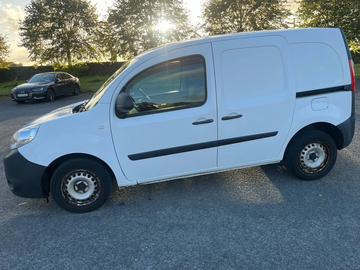 Mint 17 Renault Kangoo new doe 98k kms - Image 4
