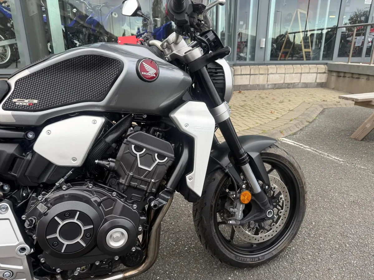 2020 Honda CB1000R - Image 2