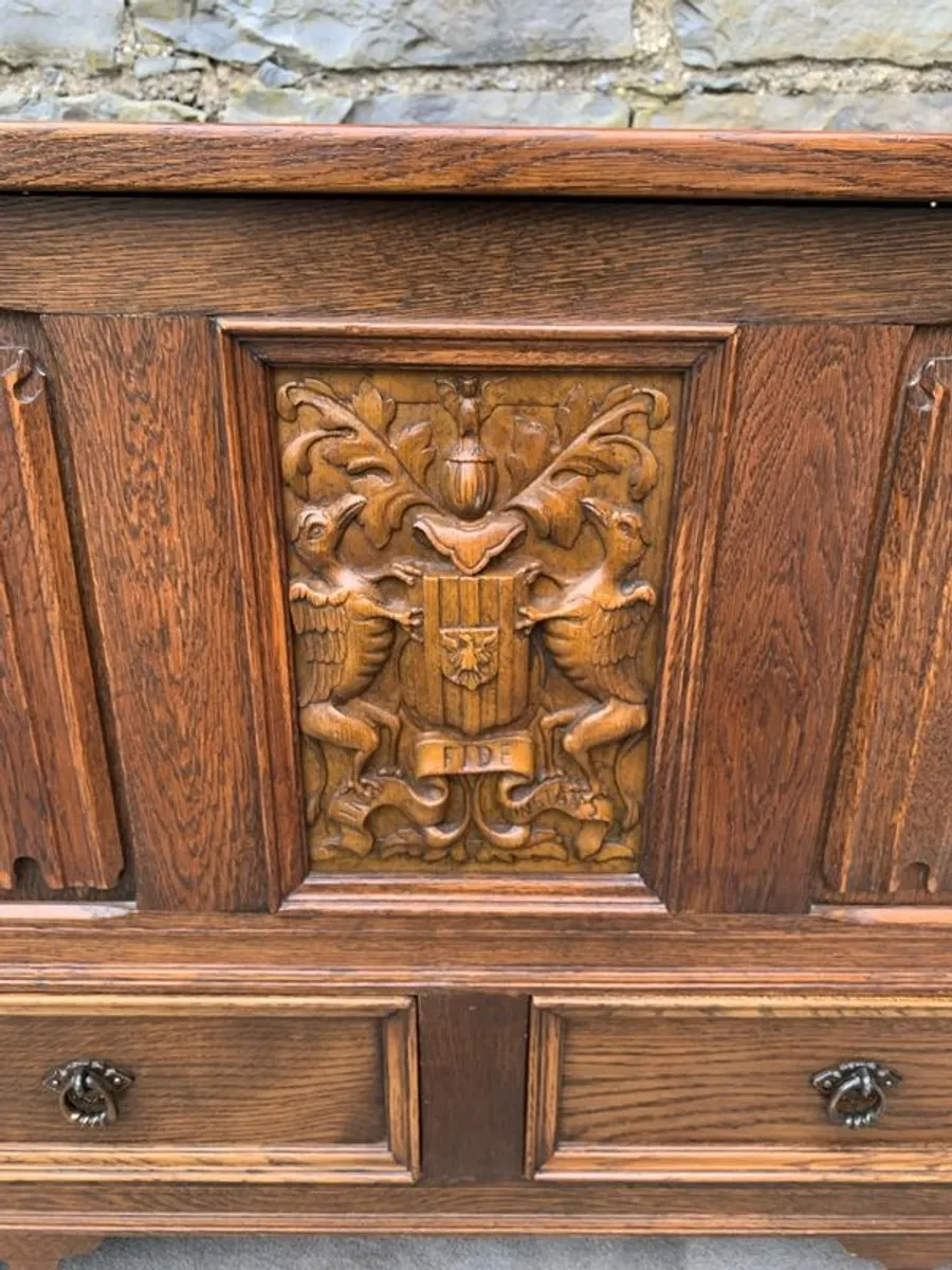 Antique Oak Blanket Box With Drawers. - Image 2