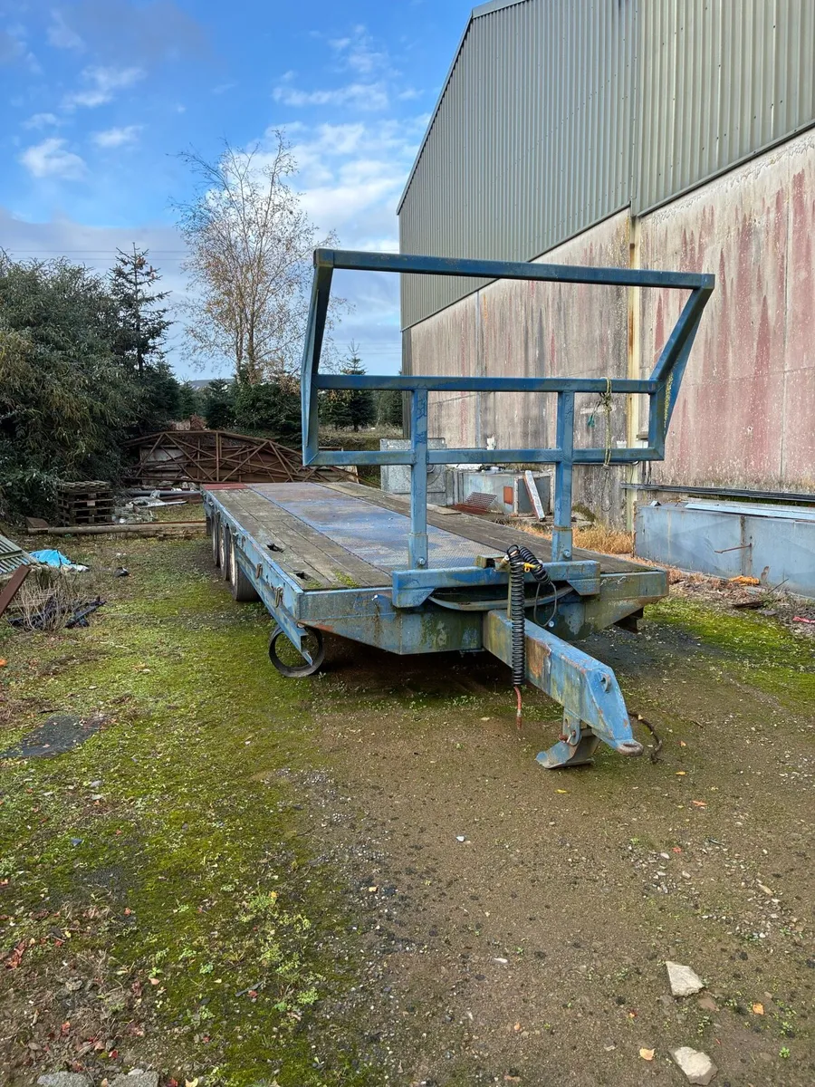 Bale trailer - Image 2