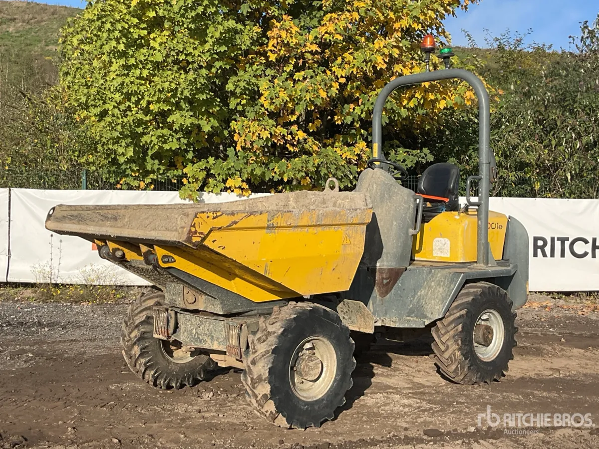 2015 Wacker Neuson 3001 3 ton 4x4 Swivel Dumper - Image 1