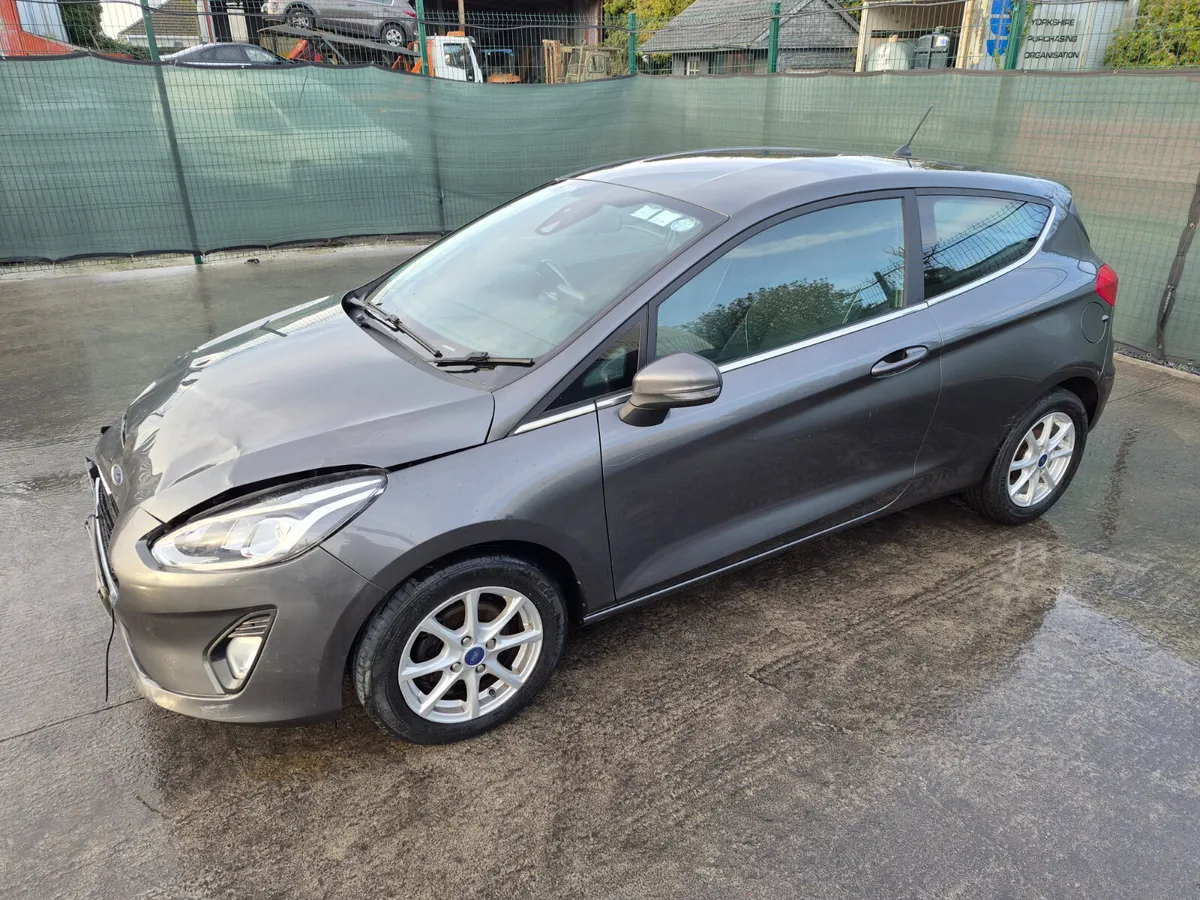 2018 Ford Fiesta  Zetec 1.1 Petrol - Image 1