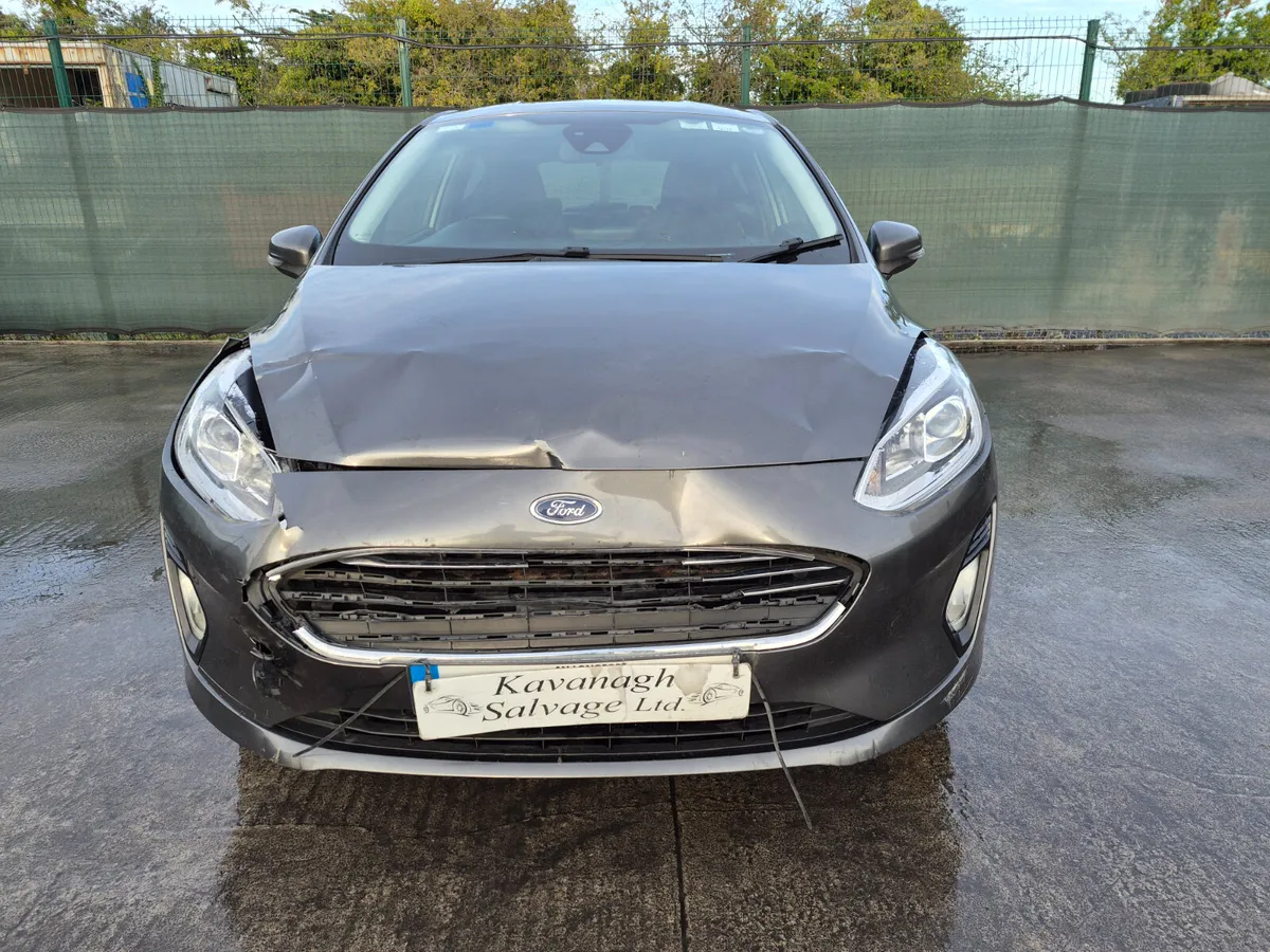 2018 Ford Fiesta  Zetec 1.1 Petrol - Image 4