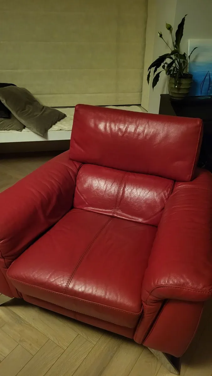 Corner leather sofa with armchair - Image 2