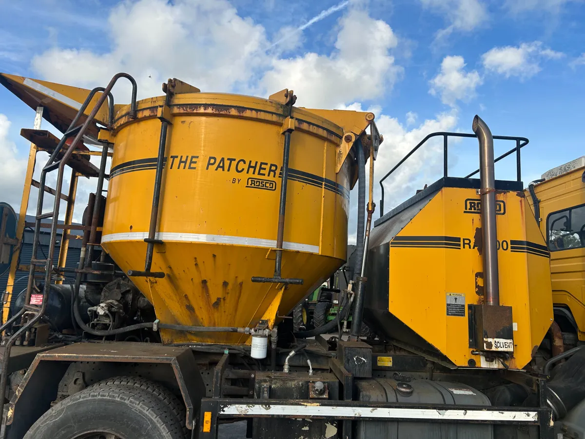 Rosco RA300 Tar Pothole Patcher - Image 2