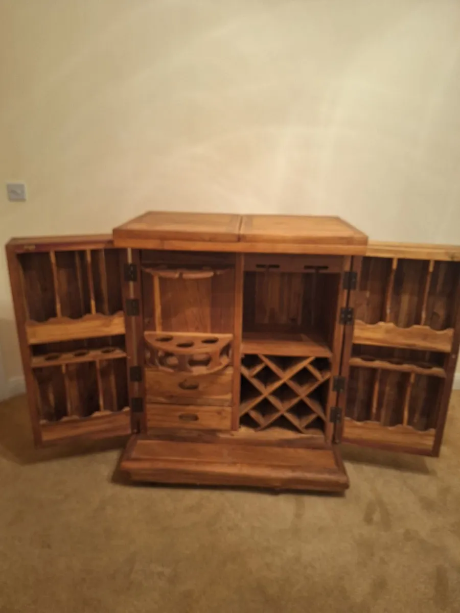 Drinks cabnet - Image 3