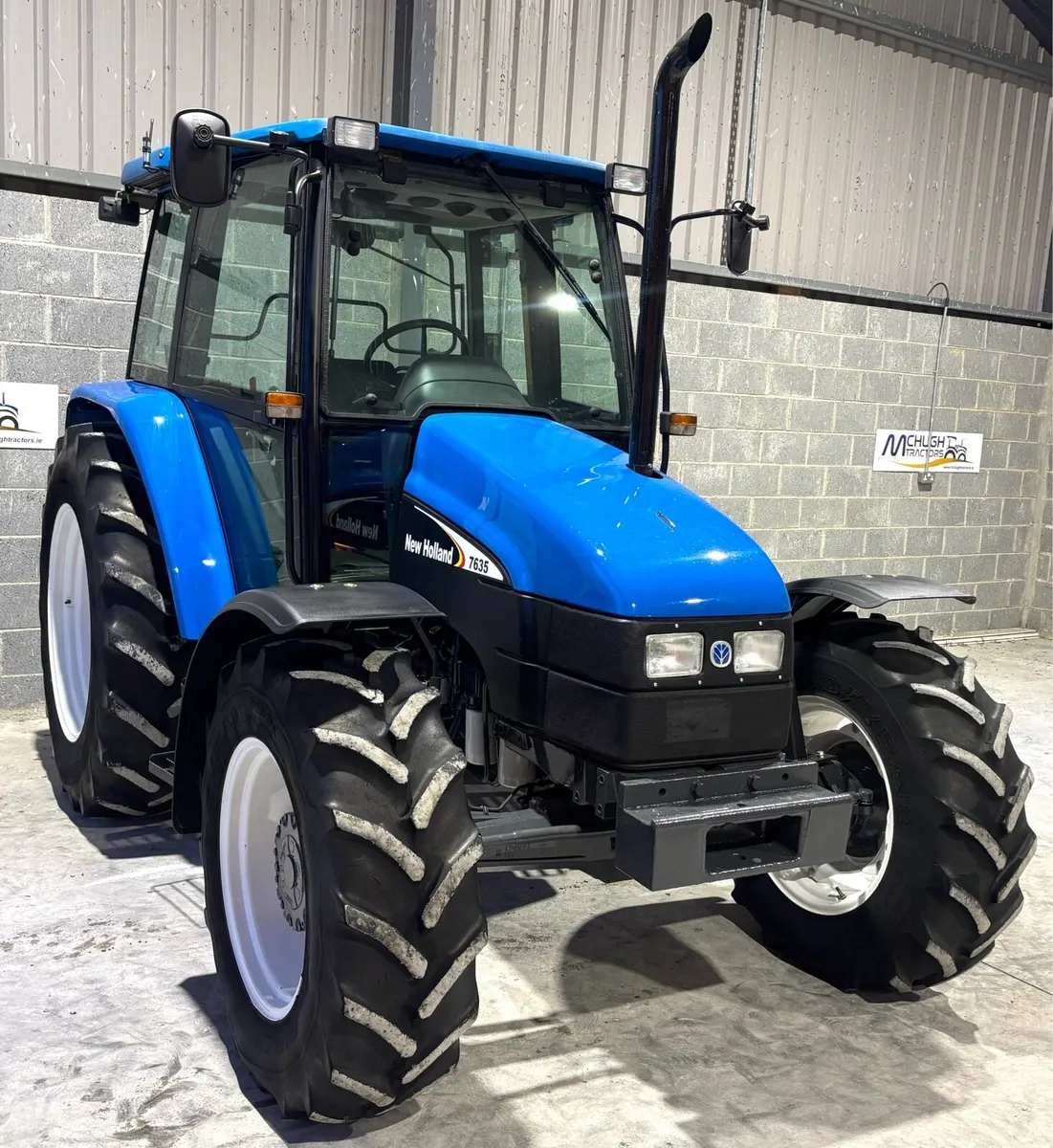 NEW HOLLAND 7635 ***3400hrs, AS NEW*** - Image 1
