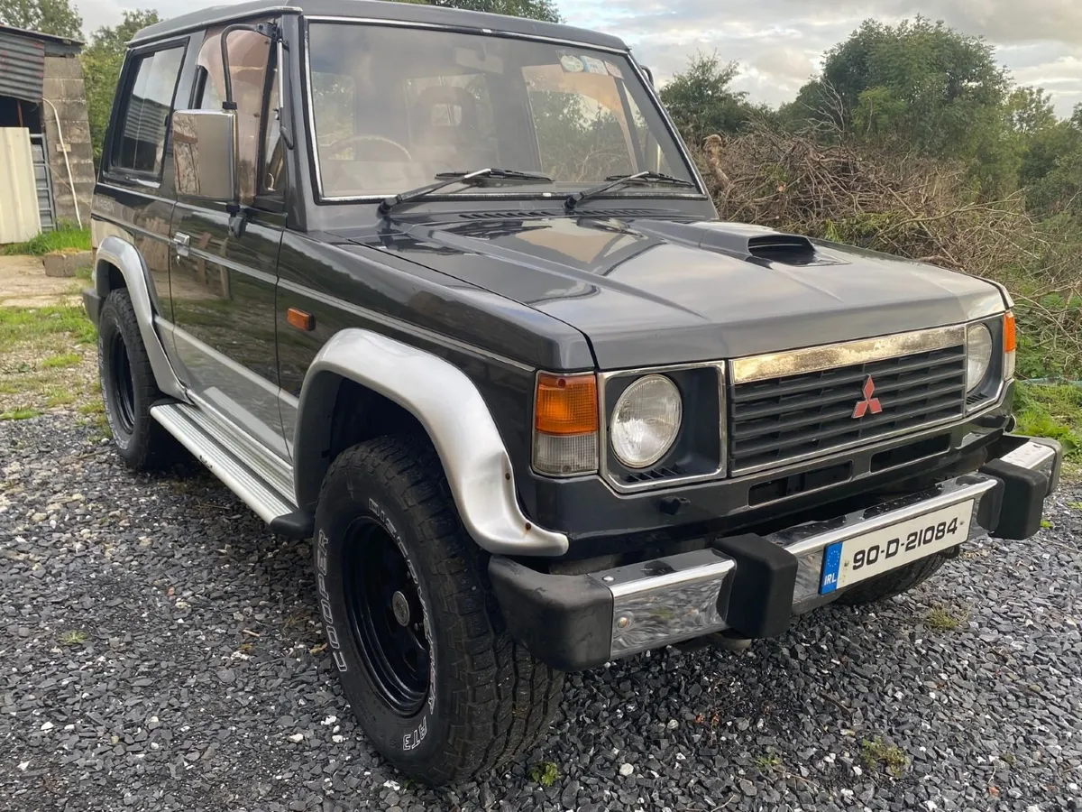 Mitsubishi Pajero 1990 Mk1 2.5TD - Image 1