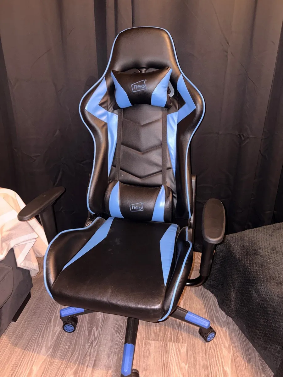 Gaming chair - Image 1