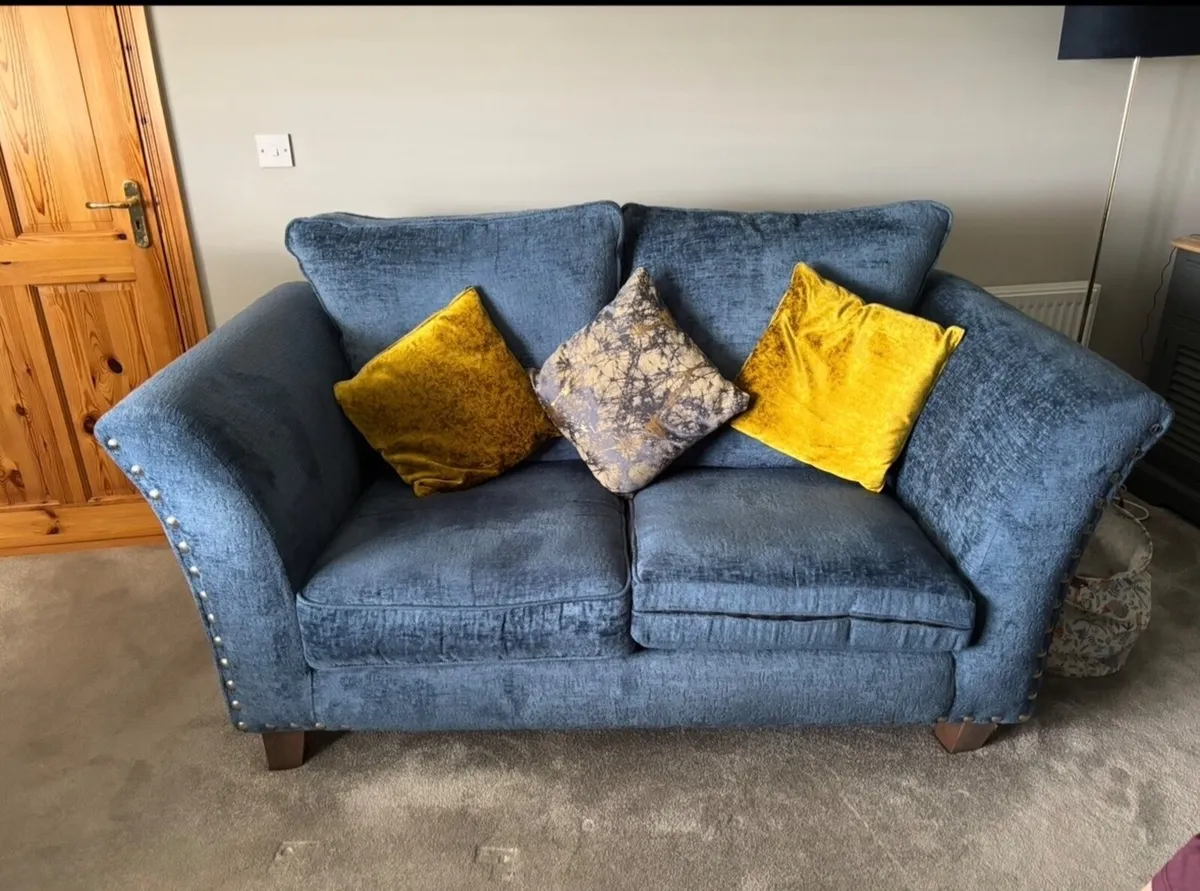 Beautiful Blue 3-Seater & 2-Seater Sofa Suite - Image 2