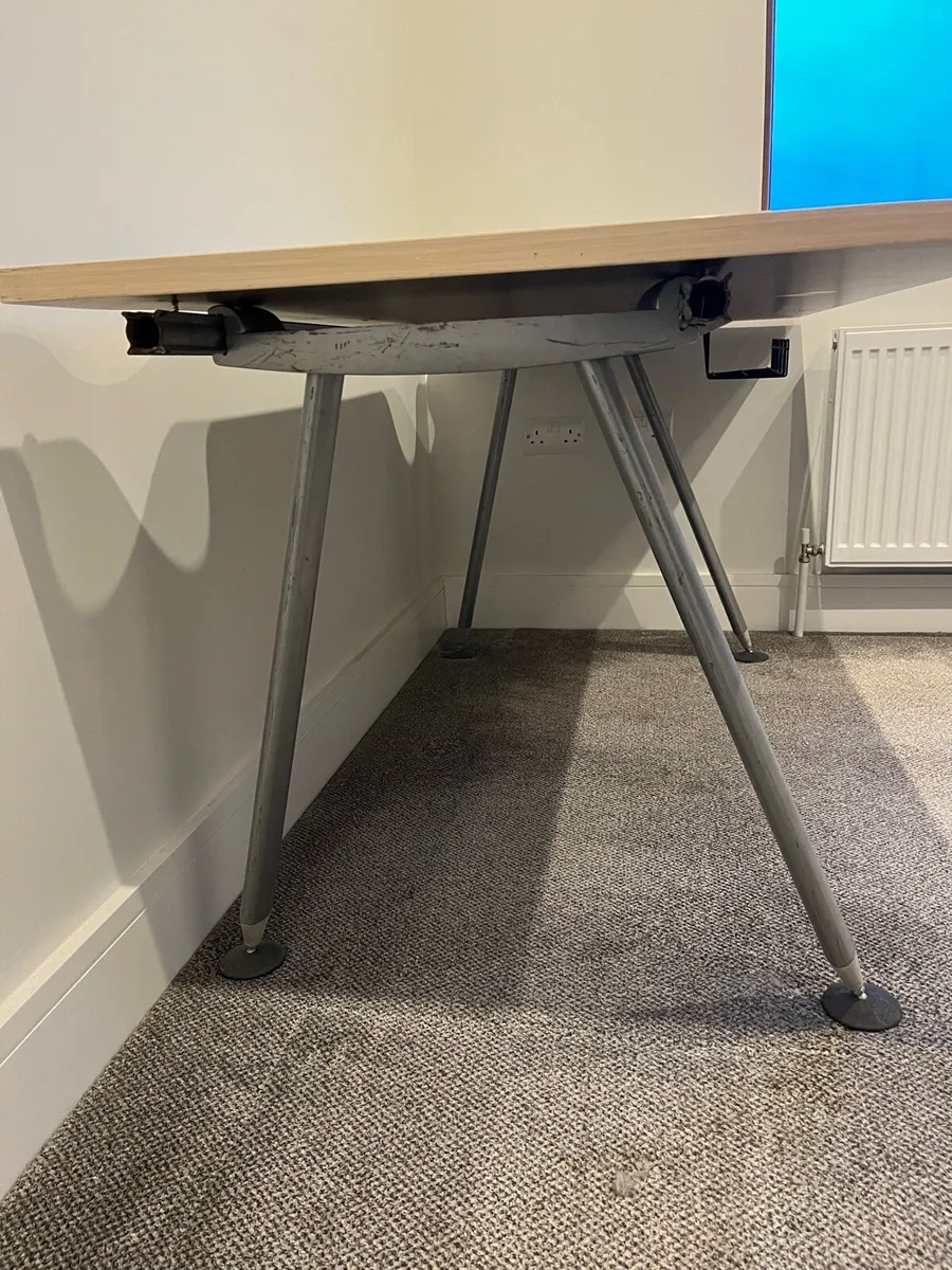 Herman Miller 160cm office desk - Image 3