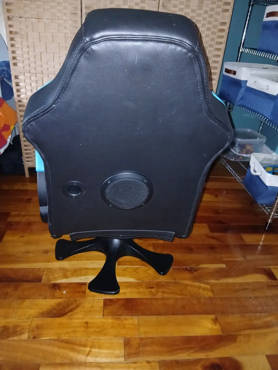 Gaming Chair - Image 3