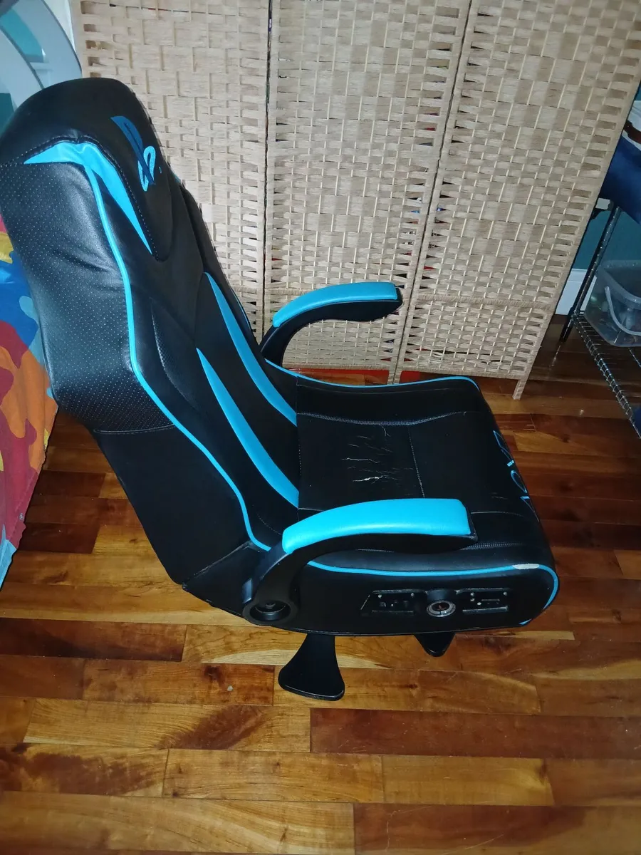 Gaming Chair - Image 4