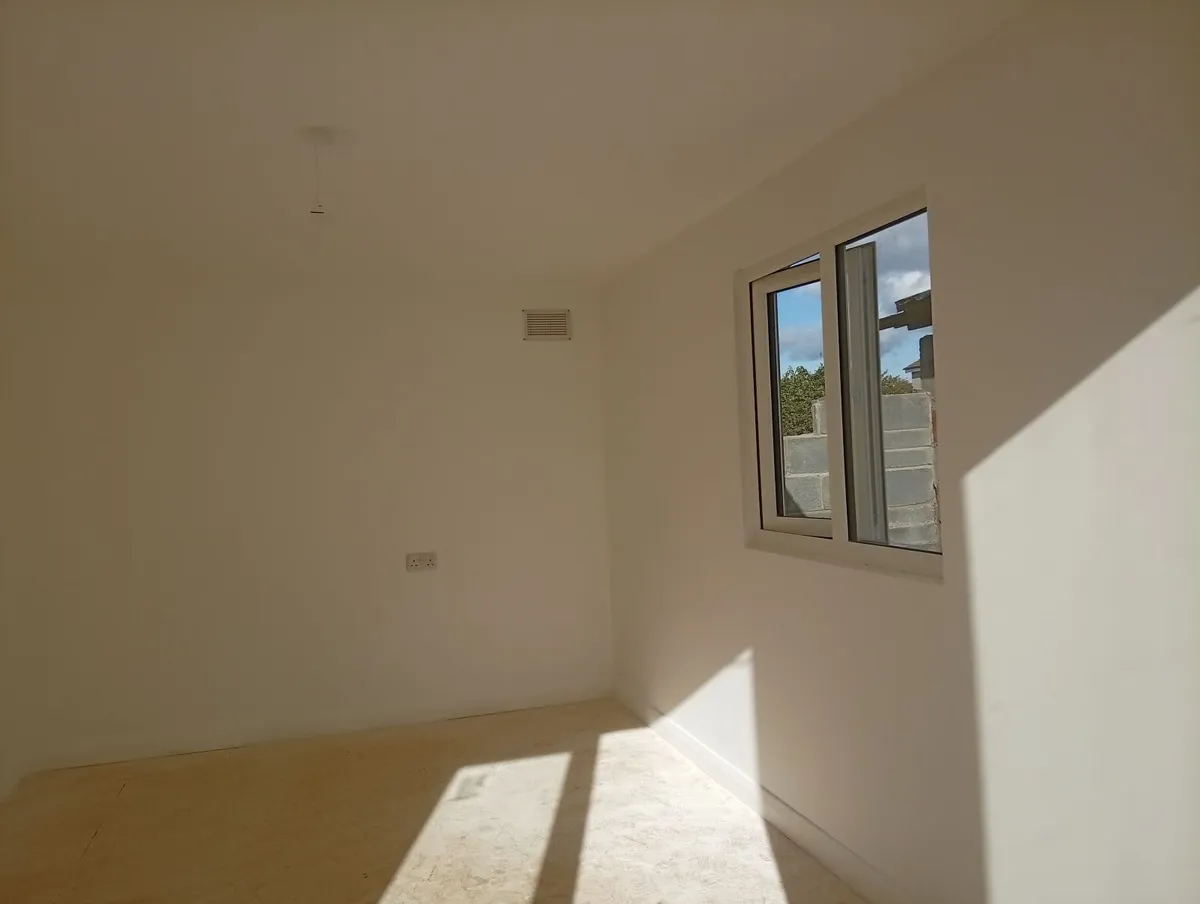 Luxury garden room - Image 2