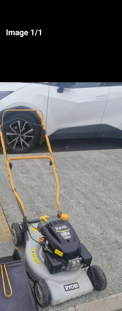 Lawnmower for sale