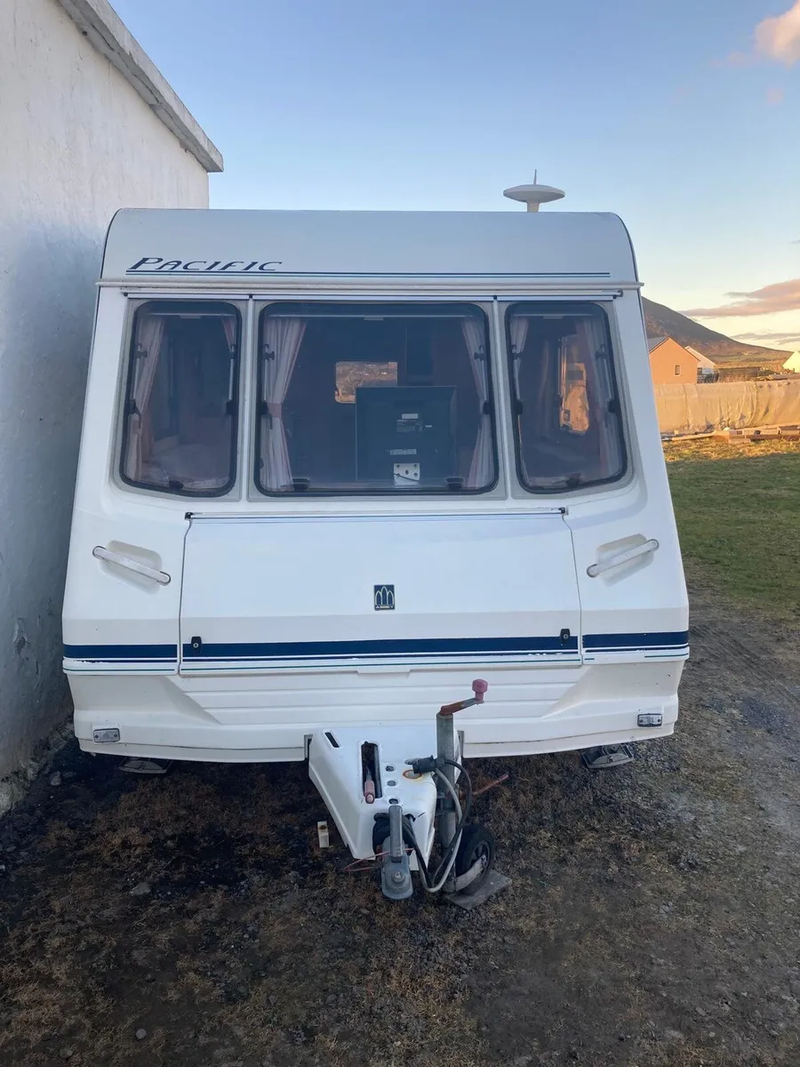 Caravan - Image 2