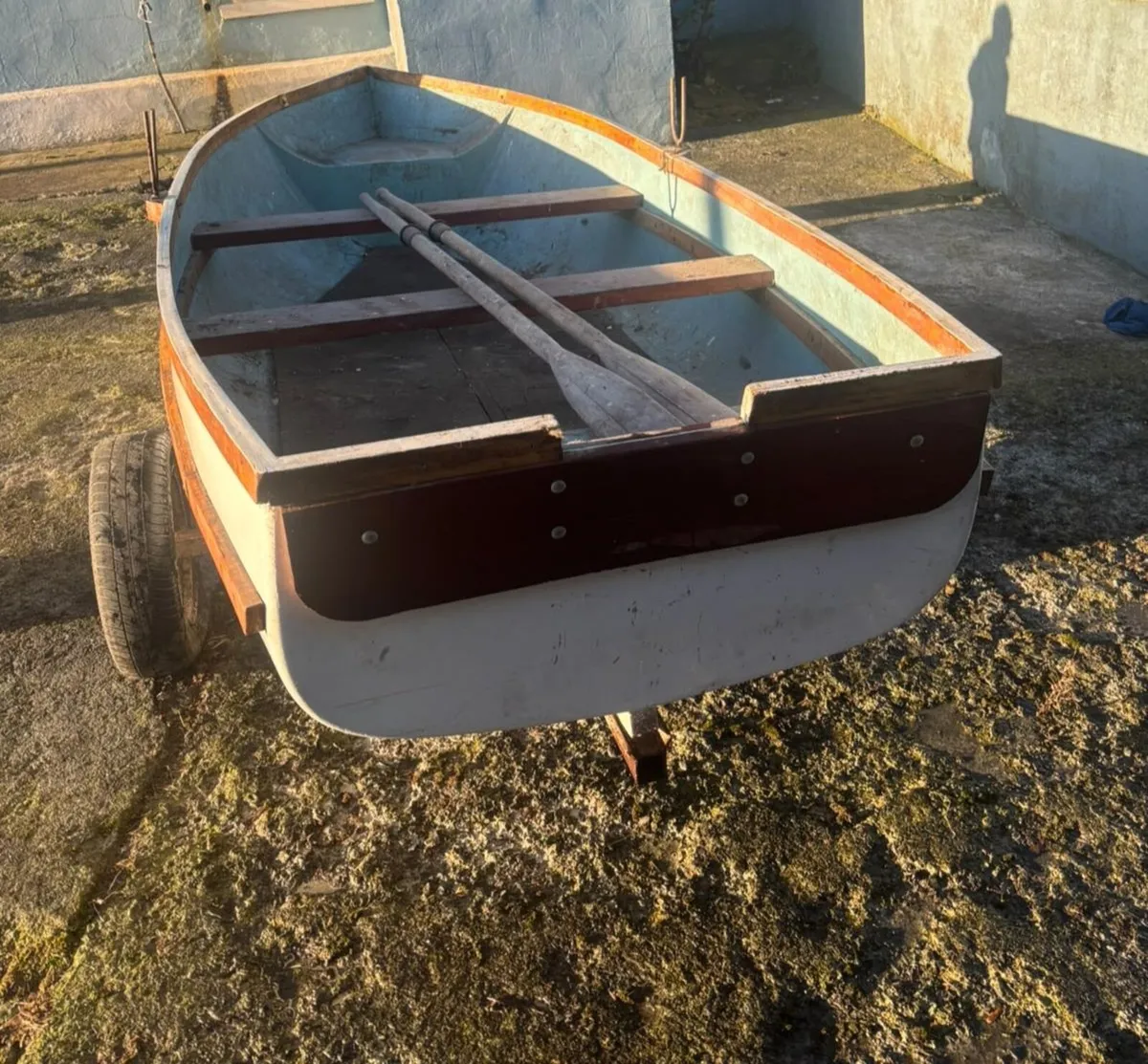 Lake boat - Image 4