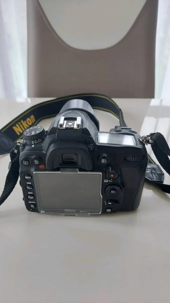 Nikon D7000 + Extras - Image 3