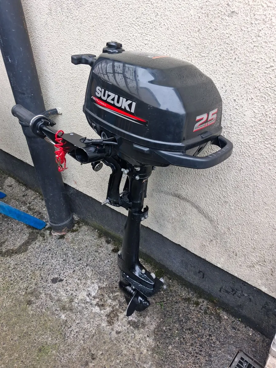 4-stroke outboard SUZUKI-2,5 hp - Image 1