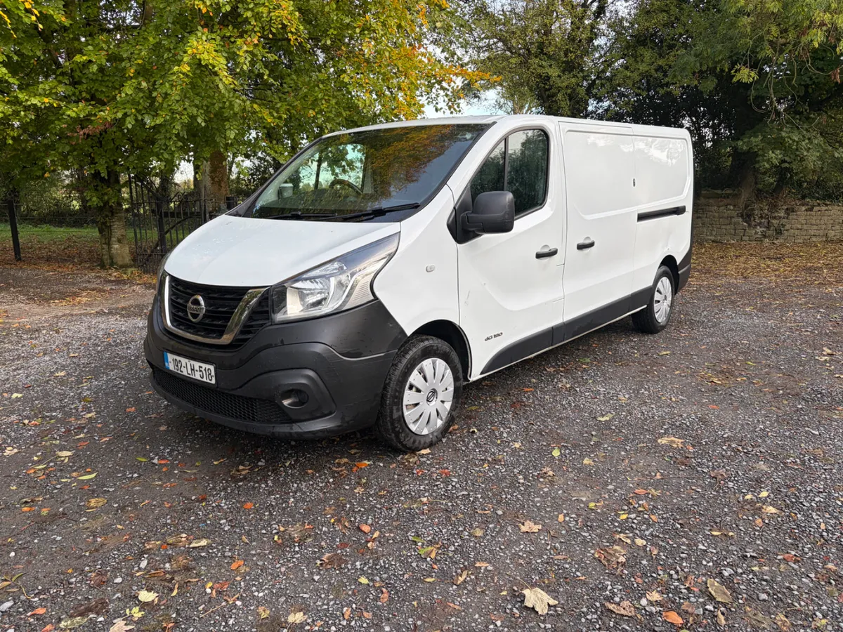Nissan NV300 LOW MILEAGE DOE 07/27 - Image 3