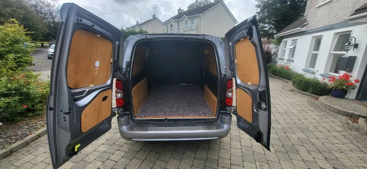 Toyota Proace City LWB - Image 3