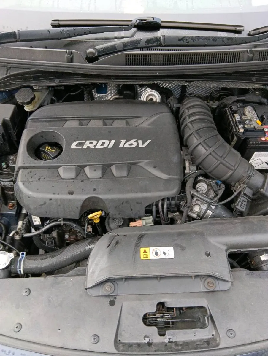 Breaking Hyundai i40 2013 1.7crdi - Image 2