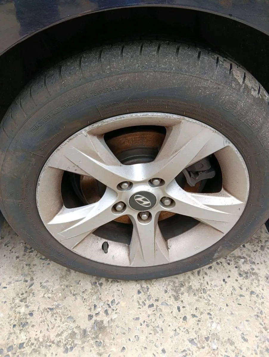 Breaking Hyundai i40 2013 1.7crdi - Image 4