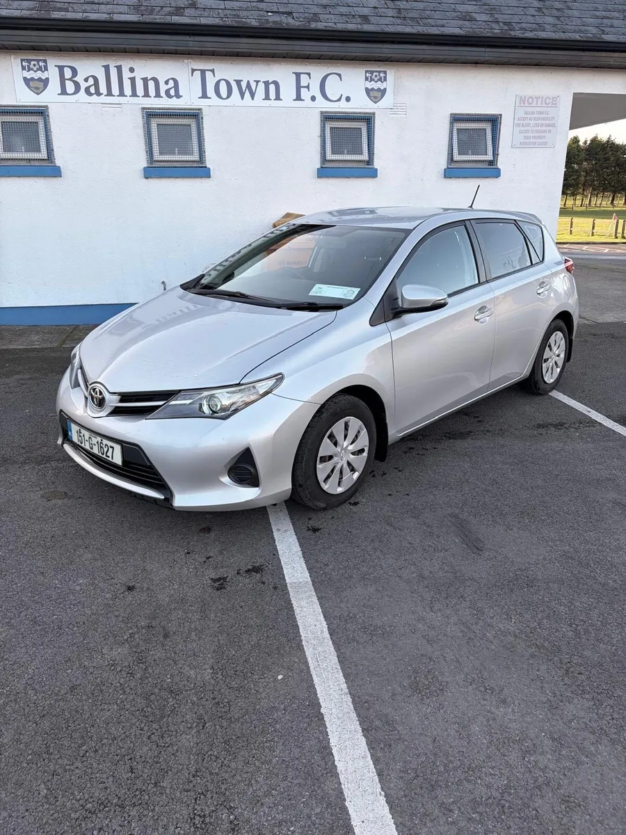 Toyota auris  van 2015 1.4 Diesel new cvrt - Image 1