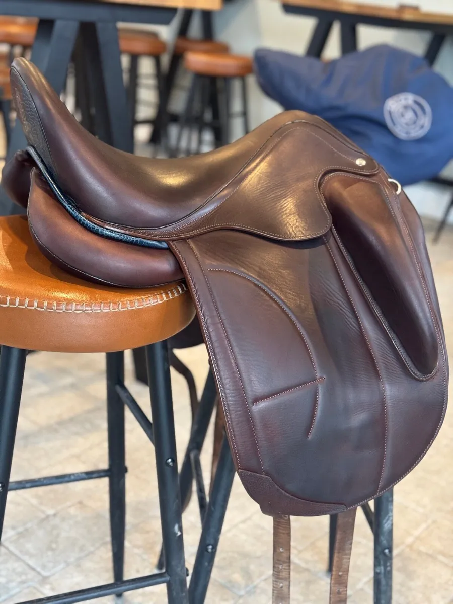 Dressage saddle Arion Sellier - Image 2