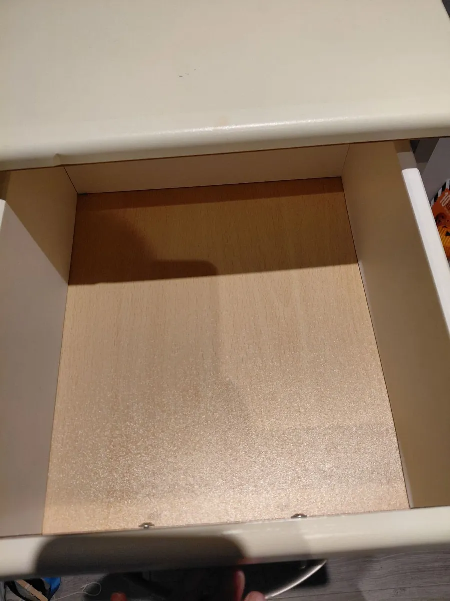 Chest of Drawers - Image 4