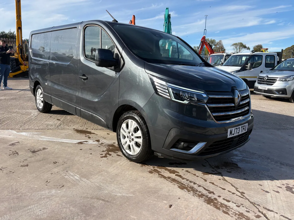 2023 Oct Renault Trafic LWB Sport - Image 1