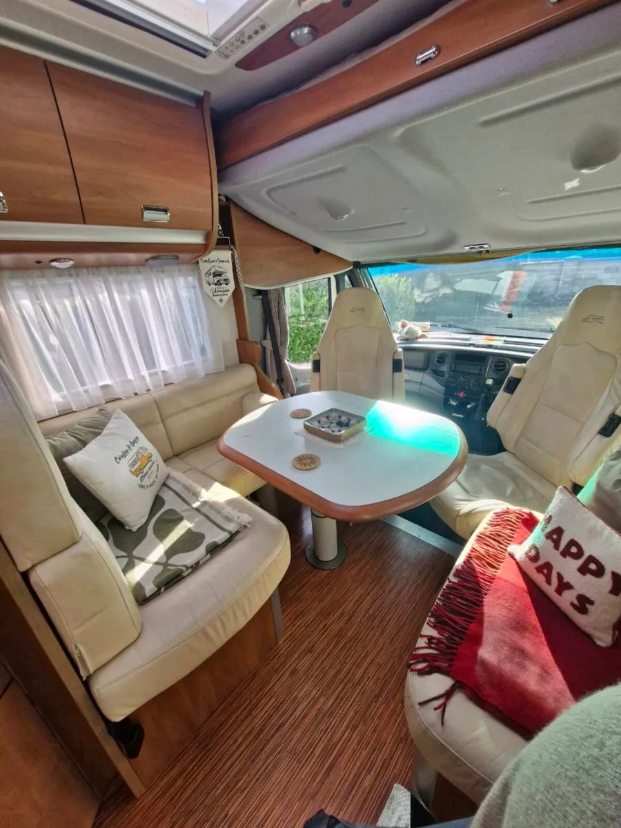Motorhome - Image 2